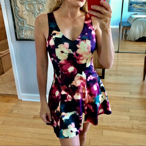 Abercrombie & Fitch Dresses & Skirts - Abercrombie & Fitch Floral Dress